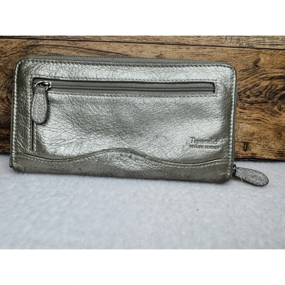 Tignanello‎ Silver Metallic Leather Zipper Wallet